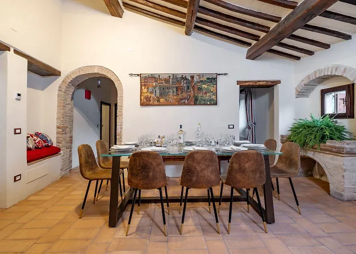 Castelli Di Napoleone Умбертиде